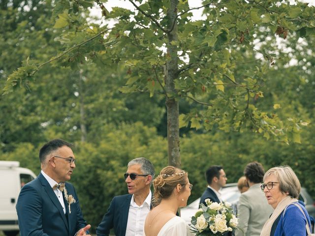 Le mariage de Pascal et Béatrice à Châteaubourg, Ardèche 16