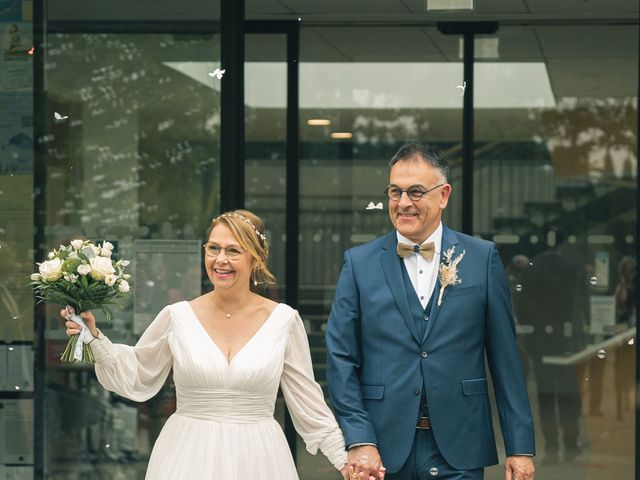 Le mariage de Pascal et Béatrice à Châteaubourg, Ardèche 22