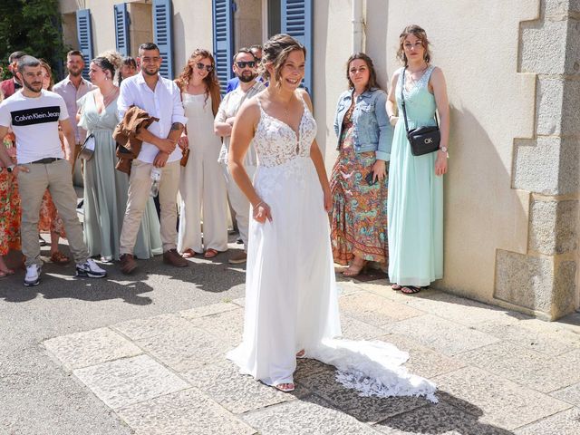 Le mariage de Pierre-Yves et Coralie à Henvic, Finistère 9