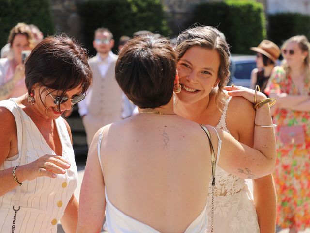 Le mariage de Pierre-Yves et Coralie à Henvic, Finistère 10