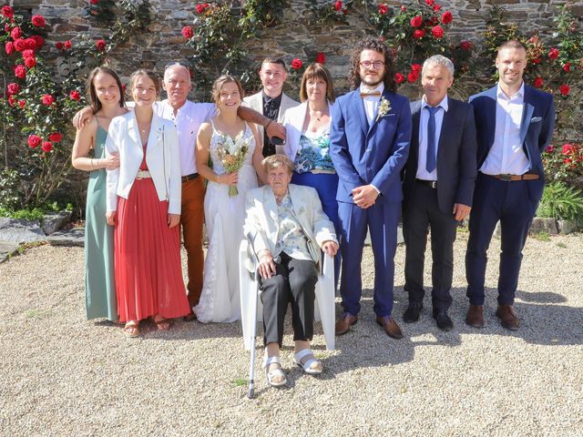 Le mariage de Pierre-Yves et Coralie à Henvic, Finistère 38