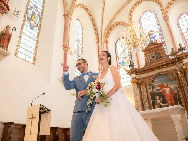 Le mariage de Alexis et Julie à Le Châtelet-en-Brie, Seine-et-Marne 77