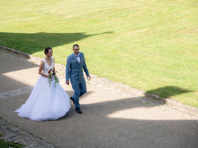 Le mariage de Alexis et Julie à Le Châtelet-en-Brie, Seine-et-Marne 94