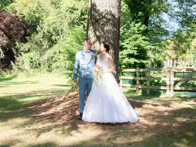 Le mariage de Alexis et Julie à Le Châtelet-en-Brie, Seine-et-Marne 96