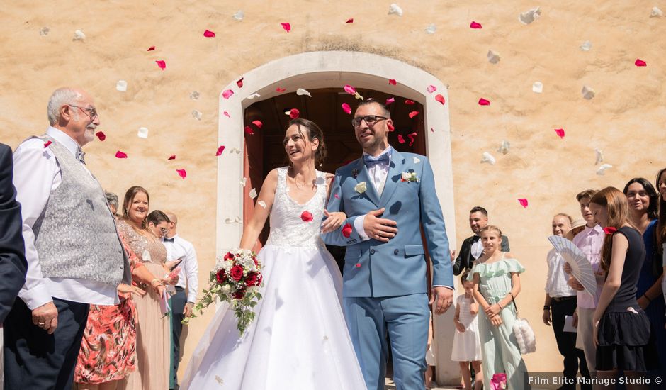 Le mariage de Alexis et Julie à Le Châtelet-en-Brie, Seine-et-Marne