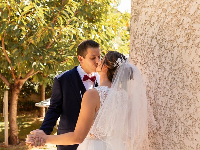 Le mariage de Cédric et Amandine à La Fare-les-Oliviers, Bouches-du-Rhône 21