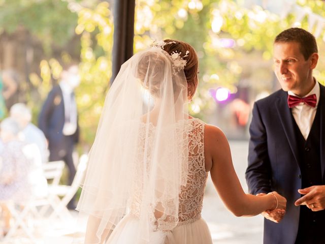 Le mariage de Cédric et Amandine à La Fare-les-Oliviers, Bouches-du-Rhône 56