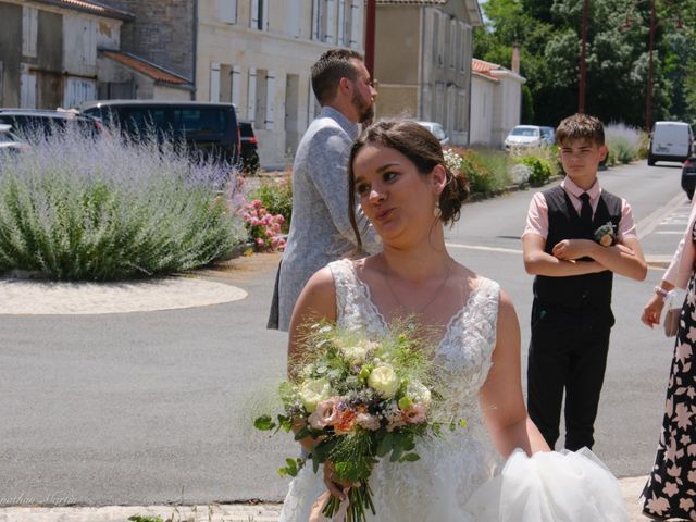 Le mariage de Gislain  et Christelle  à Nieul-lès-Saintes, Charente Maritime 4