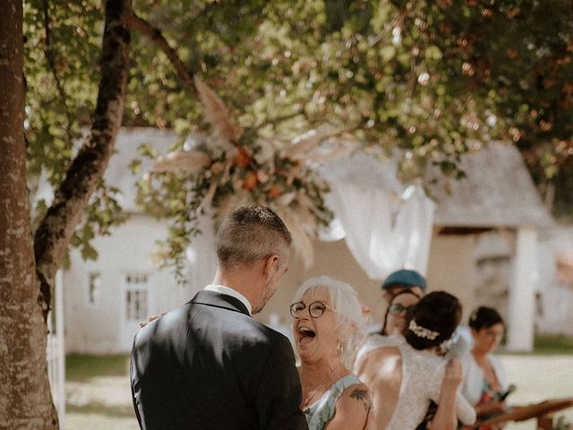 Le mariage de Valentin et Marion à Thuré, Vienne 23