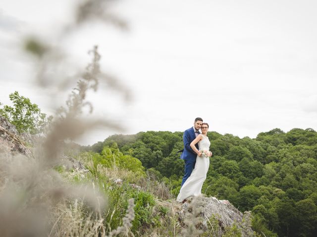 Le mariage de Jeremy et Ophélie à Cosmes, Mayenne 63