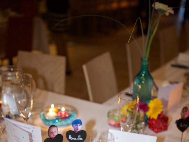 Le mariage de Christophe  et Carol à Saint-Nolff, Morbihan 4
