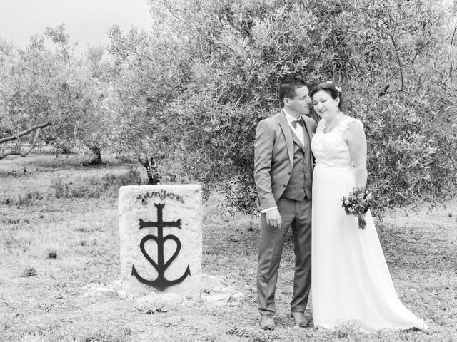 Le mariage de Guillaume et Laetitia à Saint-Christol, Hérault 15