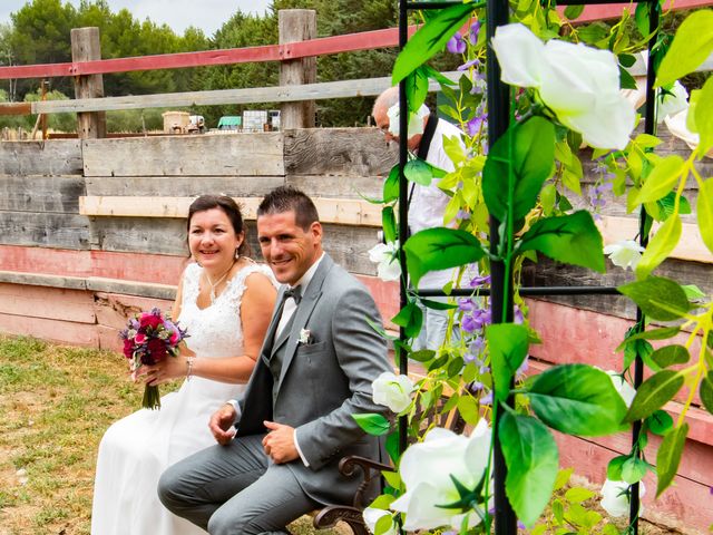 Le mariage de Guillaume et Laetitia à Saint-Christol, Hérault 17