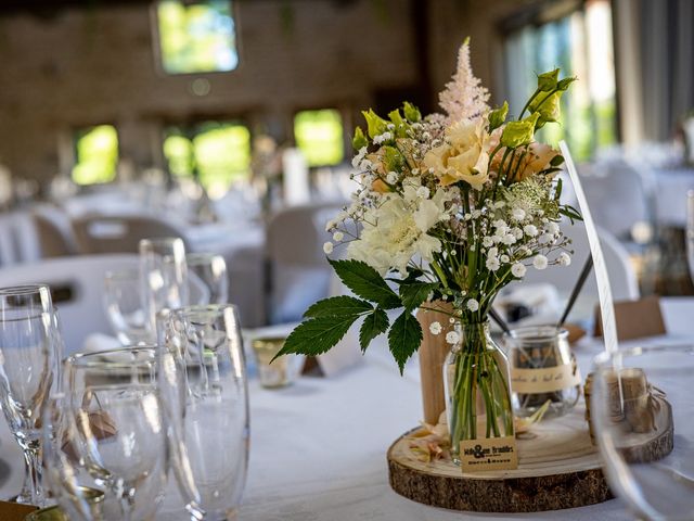 Le mariage de Malcolm et Marion à Gimouille, Nièvre 7