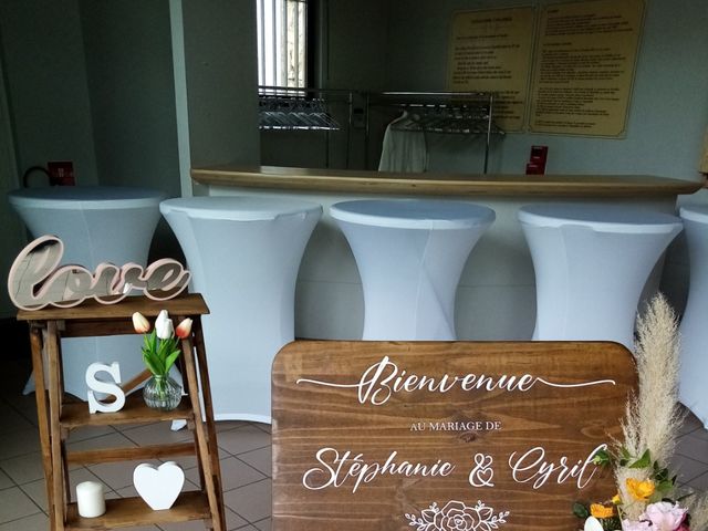 Le mariage de Stéphanie et Cyril à Donzère, Drôme 3
