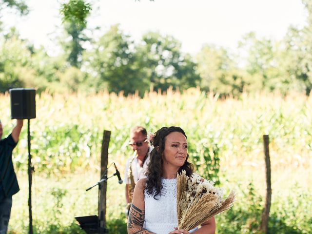 Le mariage de Magali et Justine à Bourgoin-Jallieu, Isère 31