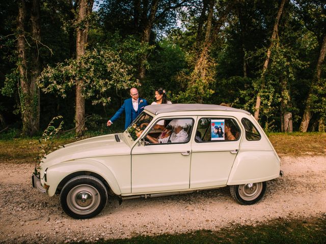 Le mariage de Stéphane et Laurie à Moncrabeau, Lot-et-Garonne 43