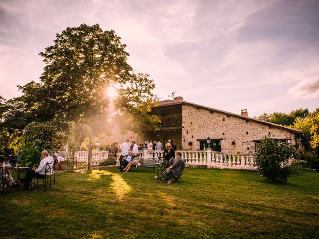 Le mariage de Stéphane et Laurie à Moncrabeau, Lot-et-Garonne 67