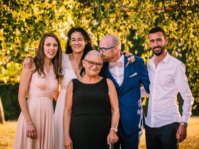 Le mariage de Stéphane et Laurie à Moncrabeau, Lot-et-Garonne 75