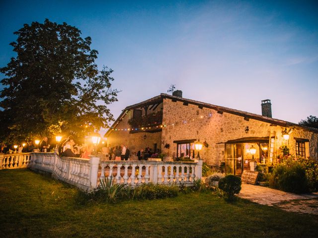 Le mariage de Stéphane et Laurie à Moncrabeau, Lot-et-Garonne 89