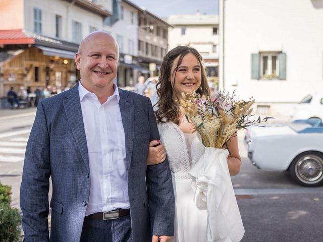 Le mariage de Loïc et Fanny à Les Rousses, Jura 9