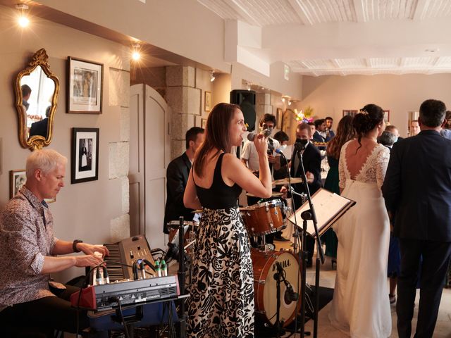 Le mariage de Joel et Marine à Trédion, Morbihan 37