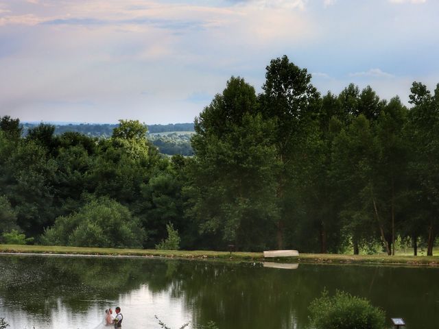 Le mariage de Richard et Noëmie à Ferrières-la-Verrerie, Orne 3