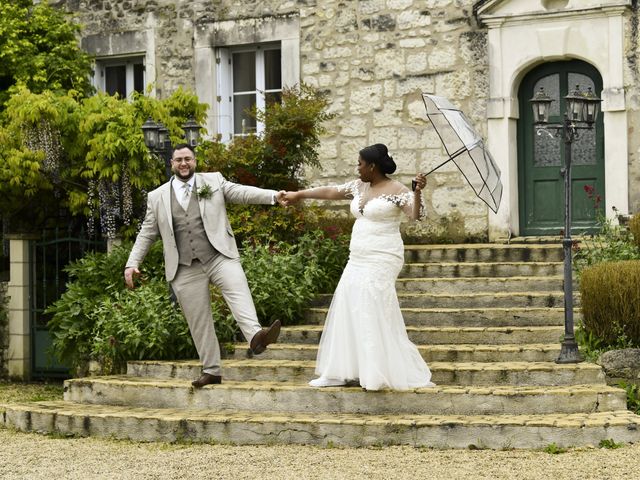 Le mariage de Loic et Céline à Thuré, Vienne 7