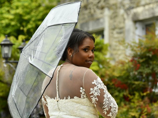 Le mariage de Loic et Céline à Thuré, Vienne 10