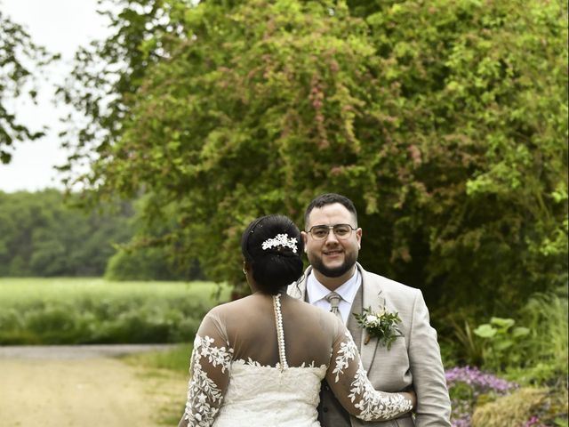 Le mariage de Loic et Céline à Thuré, Vienne 28