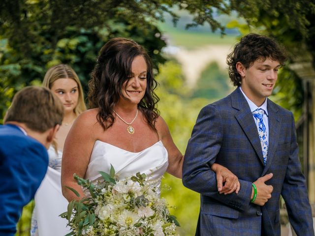 Le mariage de Anthony et Lori à Montjoi, Tarn-et-Garonne 10