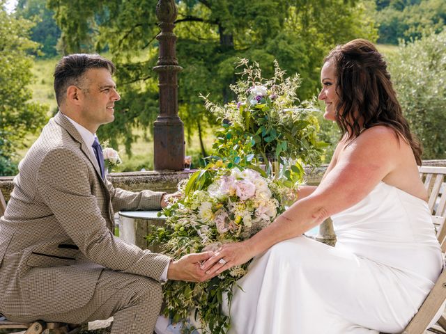 Le mariage de Anthony et Lori à Montjoi, Tarn-et-Garonne 28