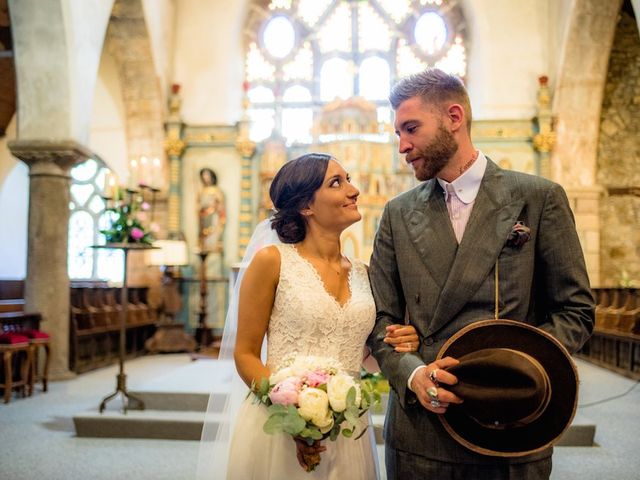 Le mariage de Jean-Michel et Morgane à Perros-Guirec, Côtes d&apos;Armor 14