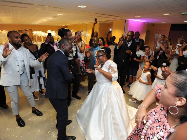 Le mariage de Yvan et Sandra à Villemomble, Seine-Saint-Denis 43