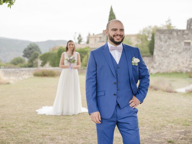 Le mariage de Inès et Lucas à Viviers, Ardèche 7