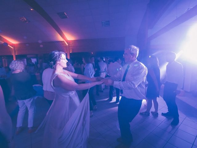 Le mariage de Yohan et Élise à Saint-Laurent, Ardennes 12