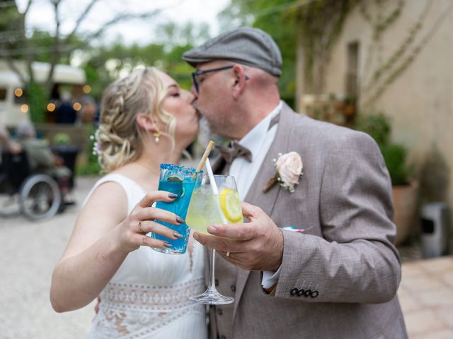 Le mariage de Biagio et Mégane à Salon-de-Provence, Bouches-du-Rhône 18