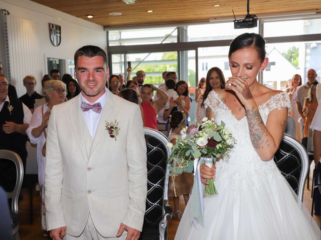 Le mariage de Cyril et Laurie à Plouigneau, Finistère 19