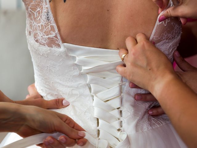 Le mariage de Alexandre et Eloïse à Genas, Rhône 33