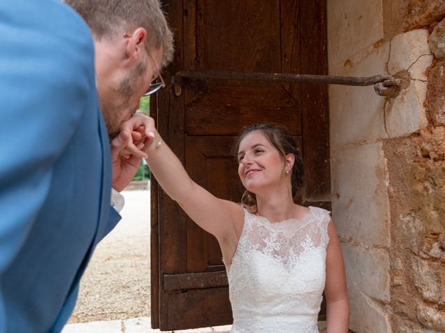 Le mariage de Benjamin et Mélanie à Vouillé, Vienne 4