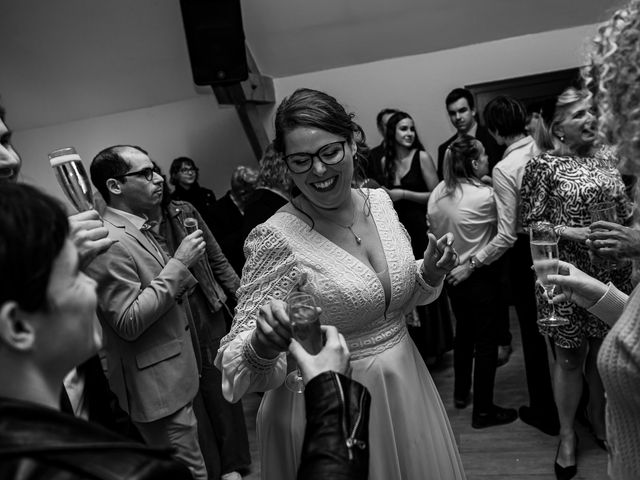 Le mariage de Thibault et Gwen à Merey, Eure 332