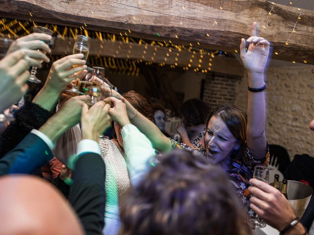 Le mariage de Thibault et Gwen à Merey, Eure 333