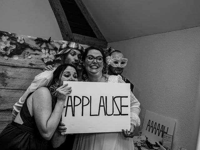 Le mariage de Thibault et Gwen à Merey, Eure 374