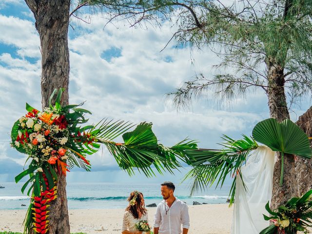 Le mariage de Gaelle et Nicolas à Saint-Gilles les Bains, La Réunion 14