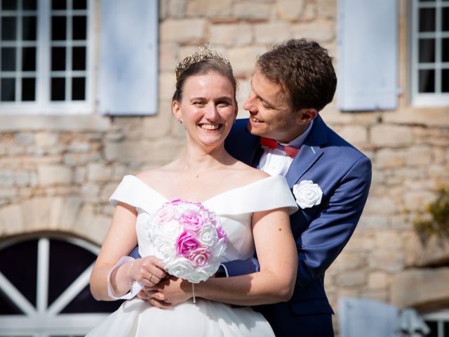 Le mariage de Adrien et Line à Valady, Aveyron 13