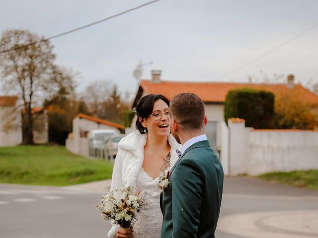 Le mariage de Kévin et Melinda à Saint-Sulpice-de-Royan, Charente Maritime 11