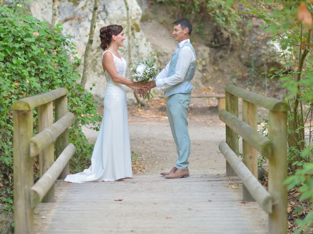 Le mariage de Eric et Cyrielle à Le Castellet, Var 17