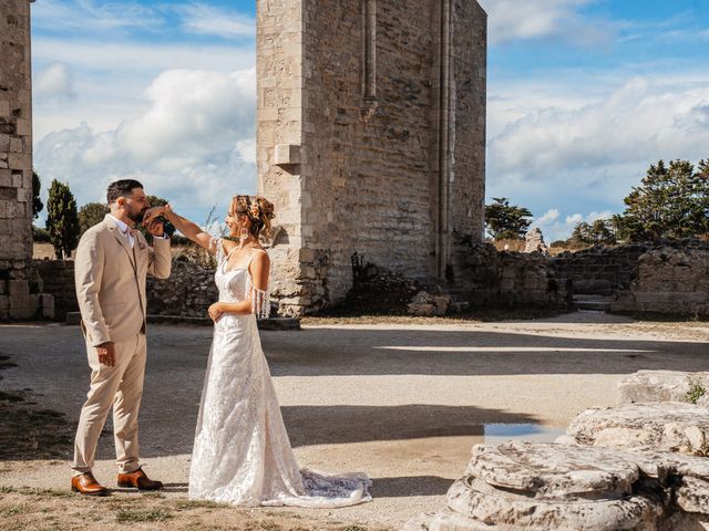 Le mariage de Adrien et Vanessa à Thairé, Charente Maritime 1