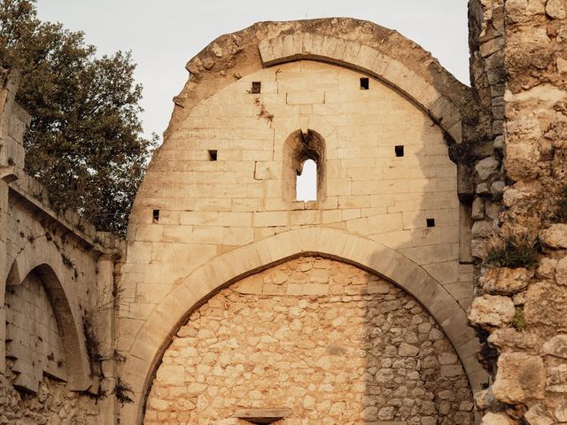 Le mariage de Benjamin et Nastasia à Grignan, Drôme 32