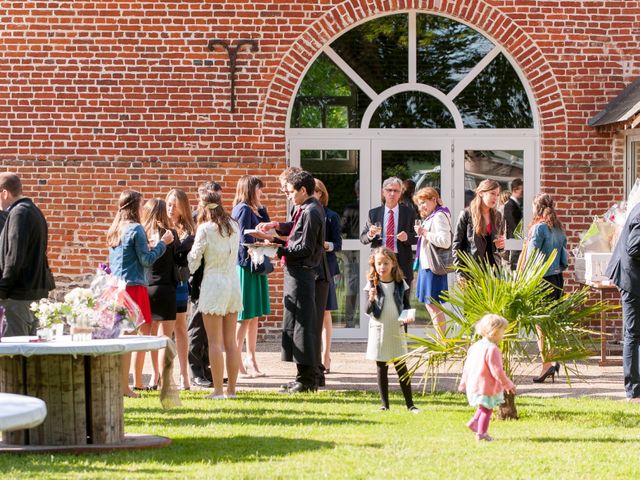 Le mariage de Mathieu et Mathilde à Saint-Romain-de-Colbosc, Seine-Maritime 75